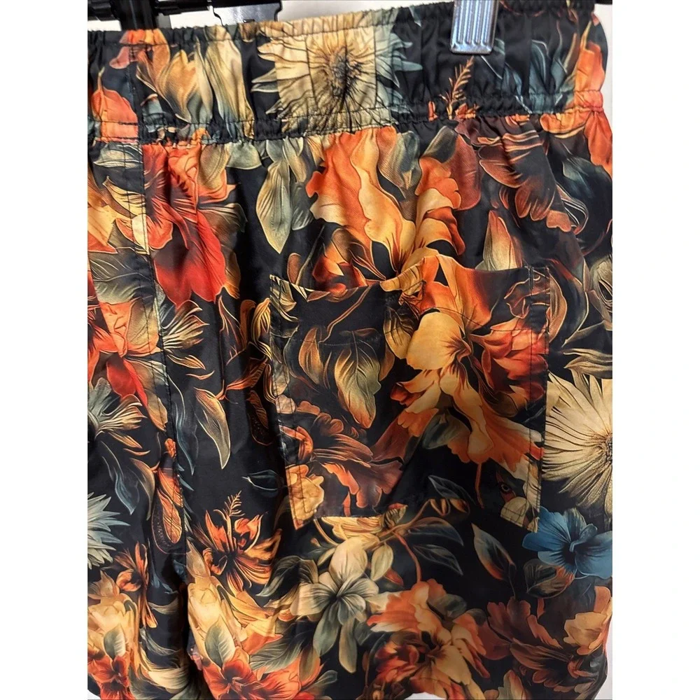 Nike Club Flow Mesh Lined Shorts Floral Above Knee Standard Fit Men's Size Large